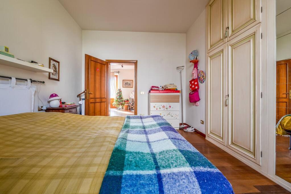 35 Min Da Firenze - Spazioso Appartamento Con Vasca Вилла Экстерьер фото