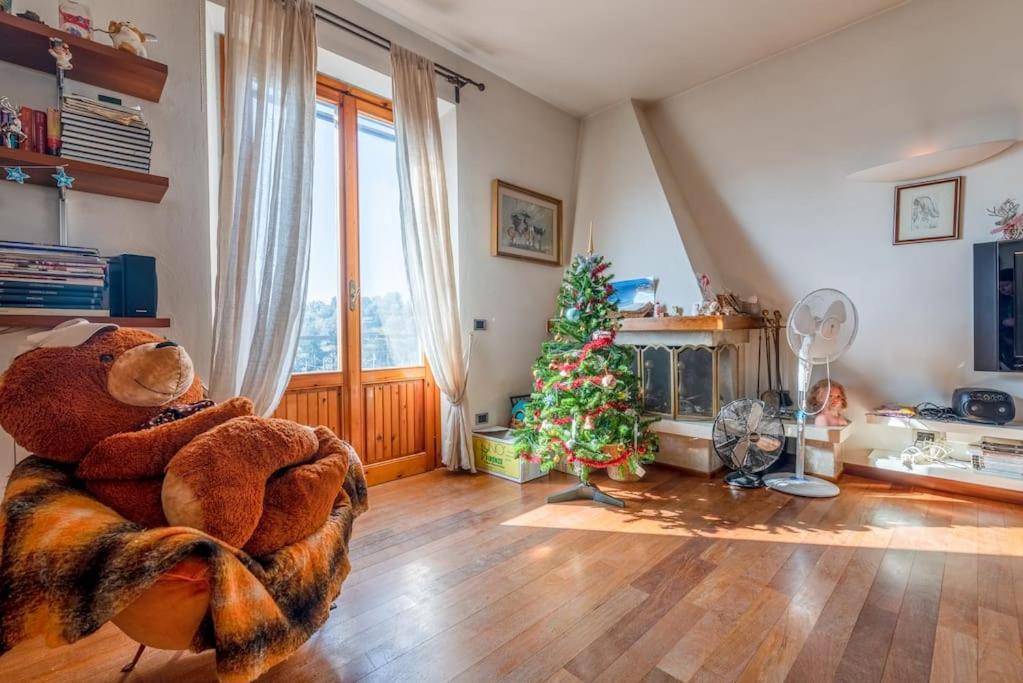 35 Min Da Firenze - Spazioso Appartamento Con Vasca Вилла Экстерьер фото