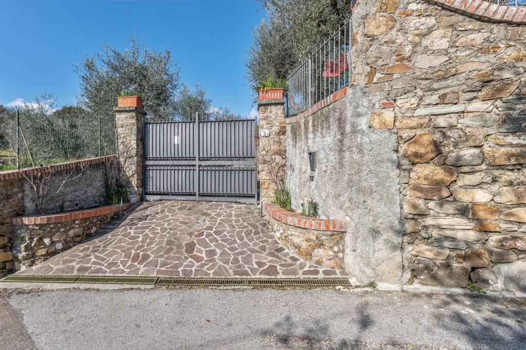 35 Min Da Firenze - Spazioso Appartamento Con Vasca Вилла Экстерьер фото